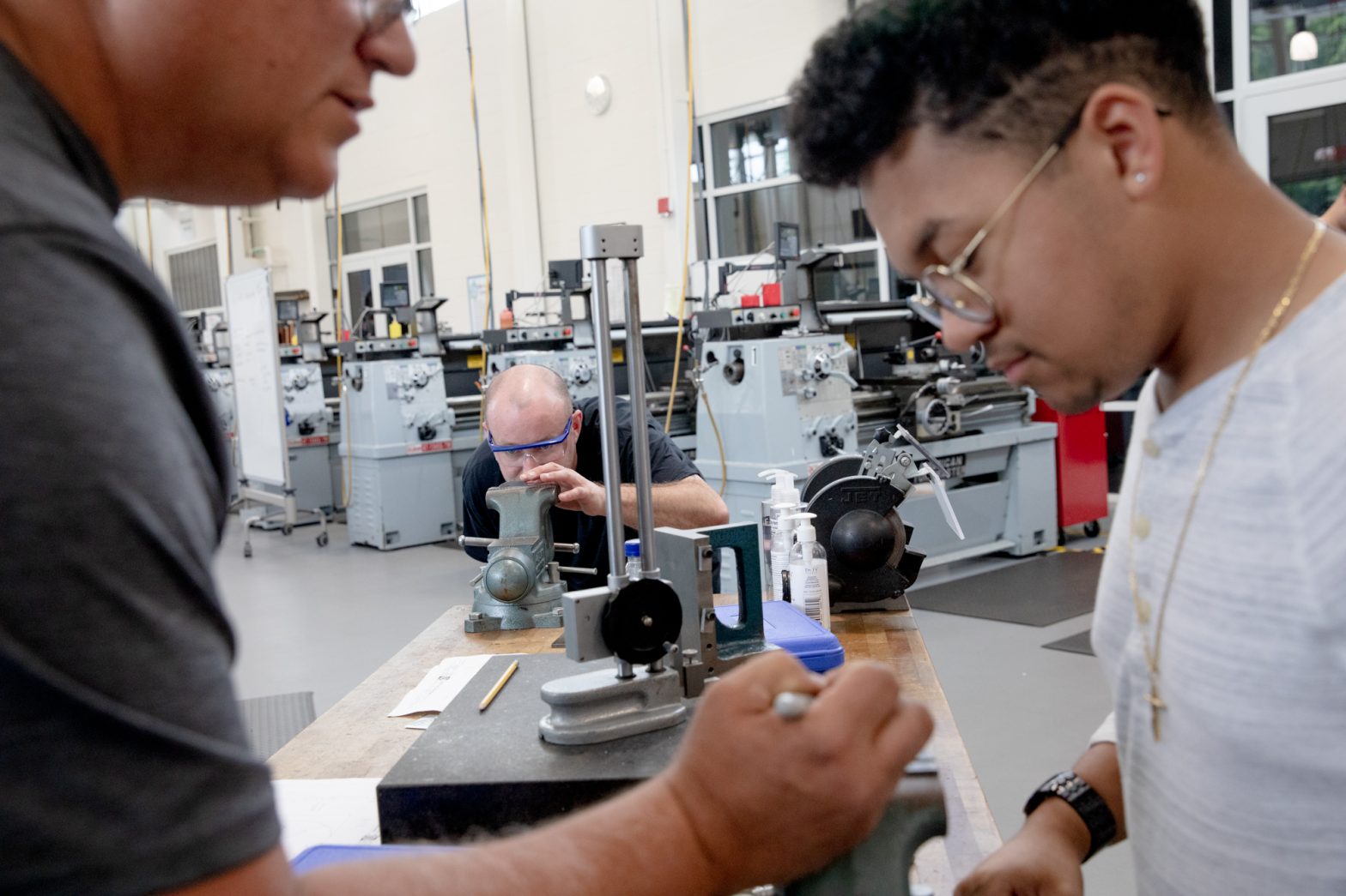 In eastern CT, Electric Boat Navy contracts launch economic boom