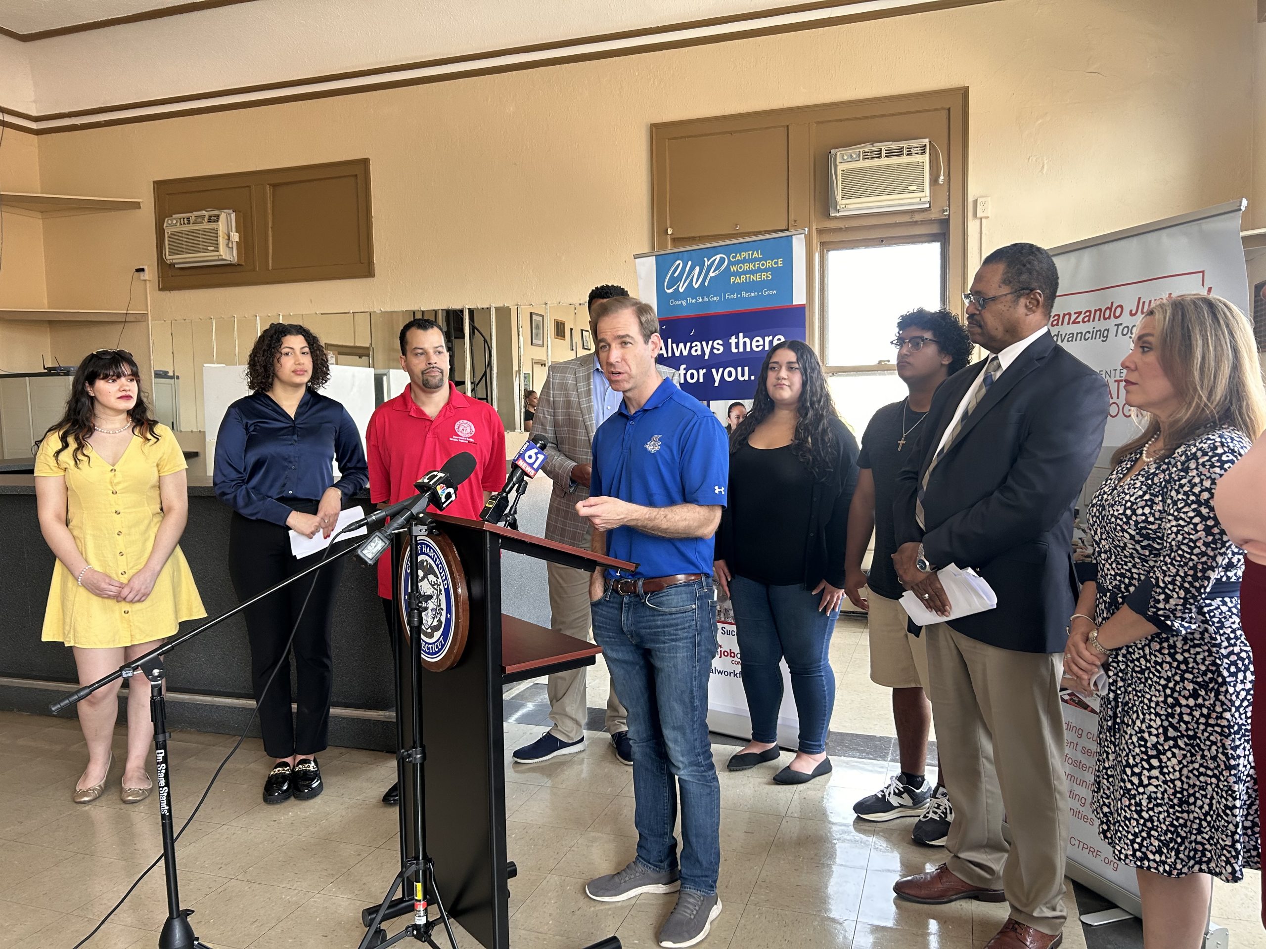 Hartford program seeks to connect kids with career opportunities