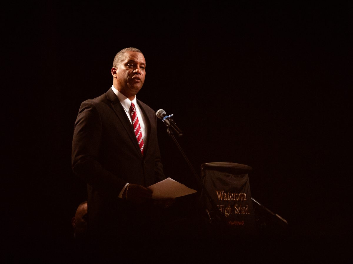 GOP super PAC cancels ads for George Logan in CT’s 5th District