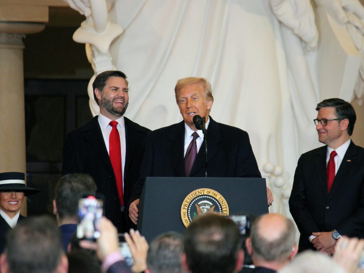 Trump'S Reign Fuels Kimmel'S Bold Move: Italian Citizenship & Goodbye America? - e70zhxd